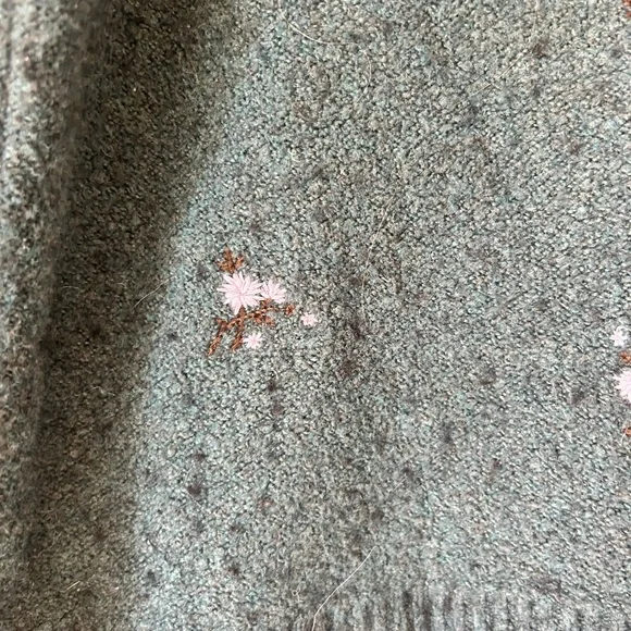 Madewell Teal Bouclé Crewneck Sweater with Pink Floral Stitching - Picture 4 of 4